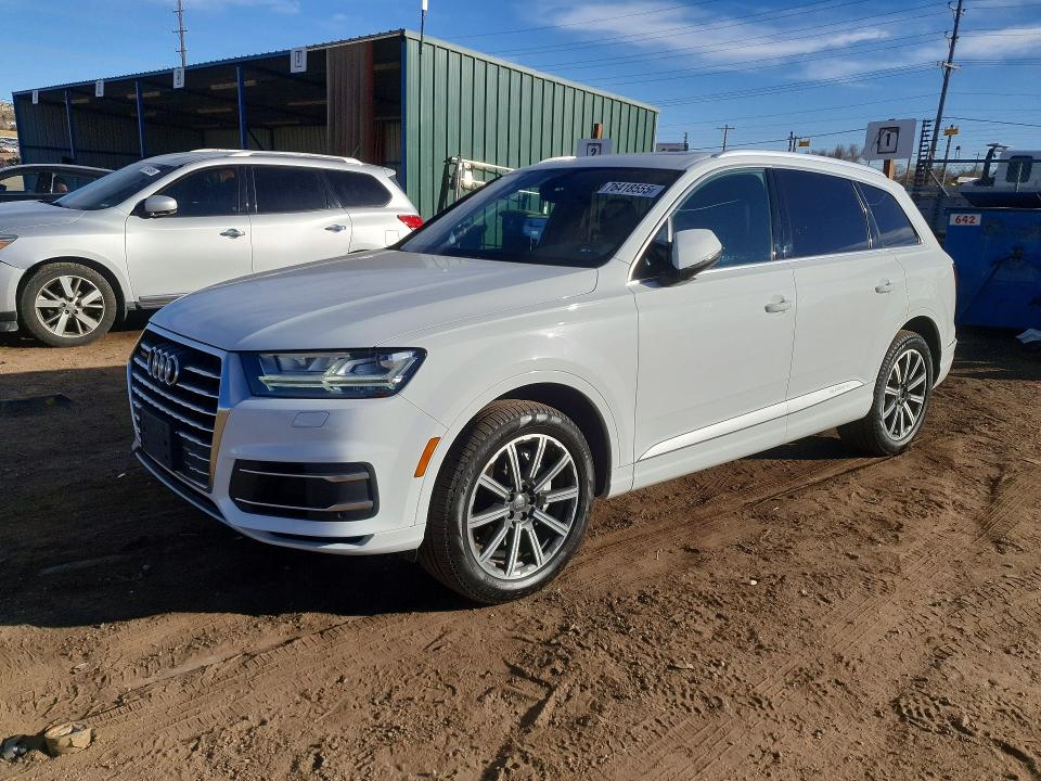 2017 AUDI Q7 — VIN WA1LAAF78HD017843