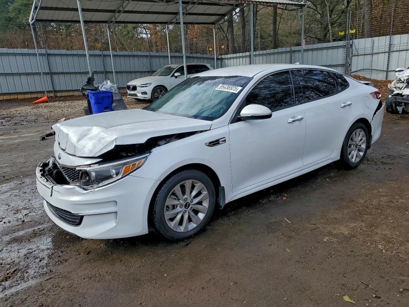 2016 KIA OPTIMA — VIN 5XXGU4L35GG108218