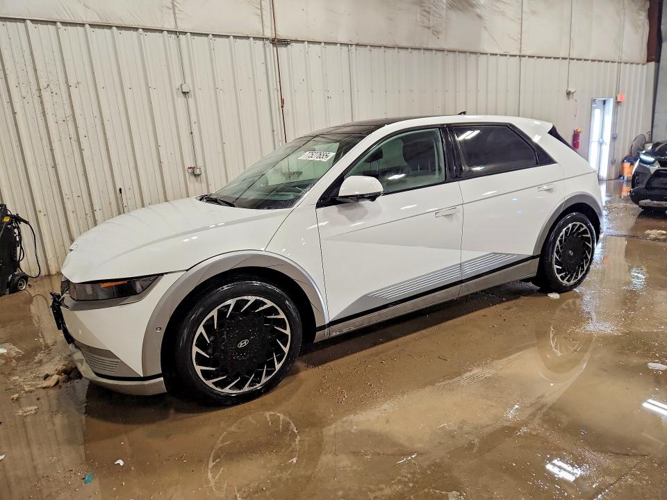 2022 HYUNDAI IONIQ 5 — VIN KM8KRDAF0NU092456