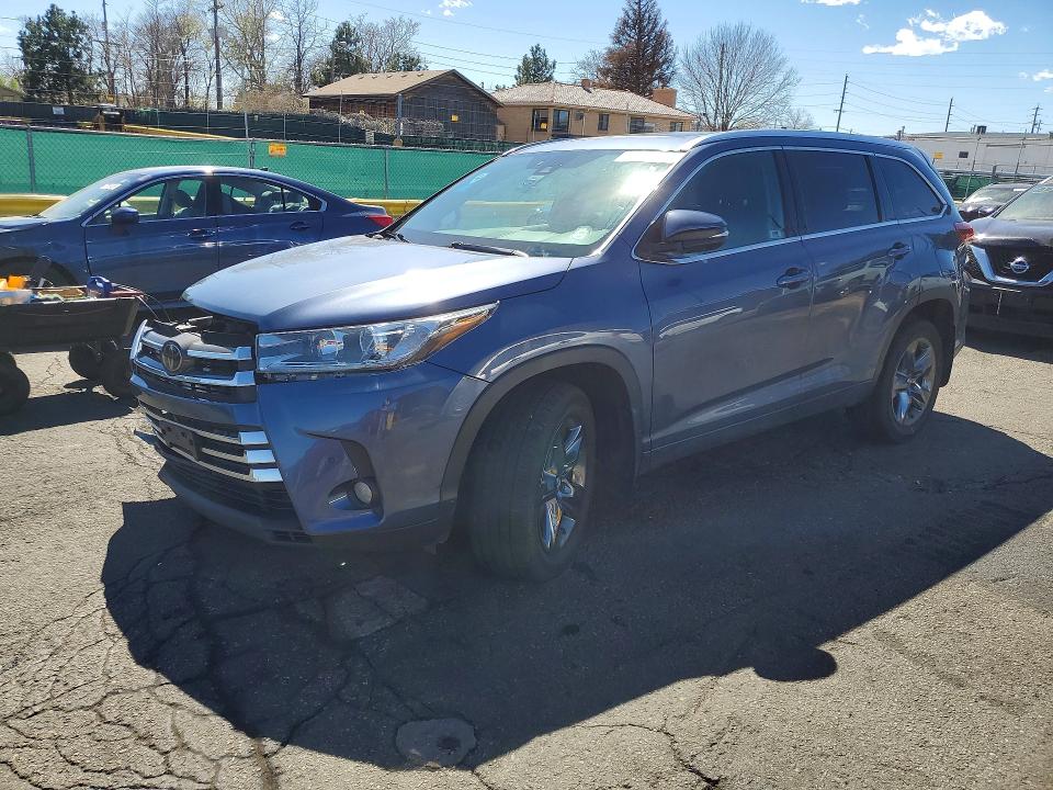 2018 TOYOTA HIGHLANDER — VIN 5TDDZRFH1JS907928