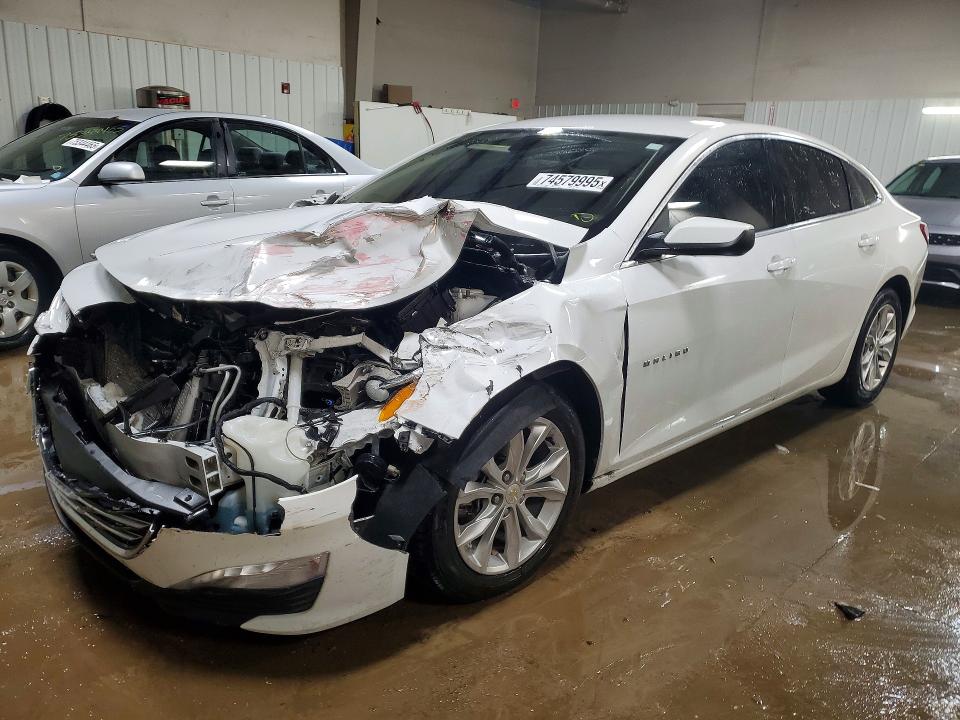 2022 CHEVROLET MALIBU — VIN 1G1ZD5ST2NF110254
