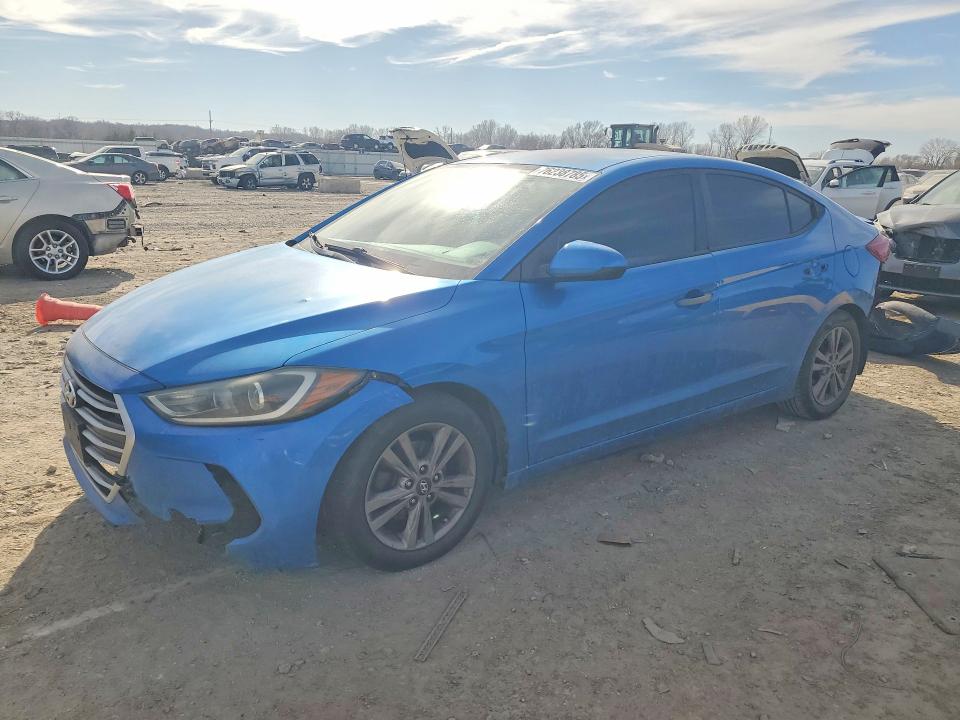 2017 HYUNDAI ELANTRA — VIN KMHD74LF2HU145058