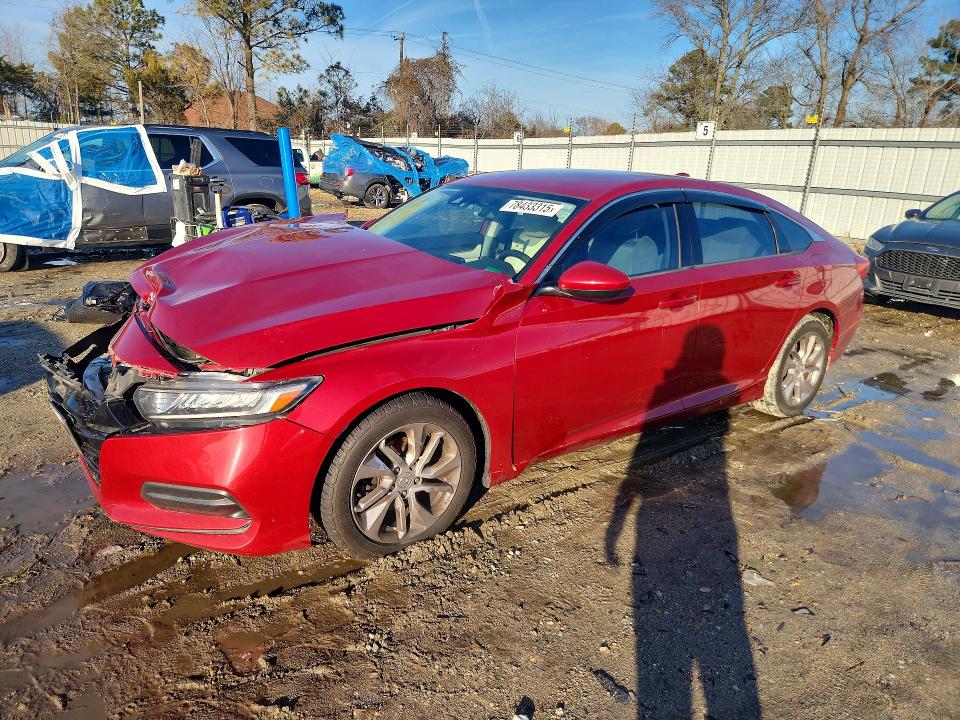 2018 HONDA ACCORD — VIN 1HGCV1F13JA050277