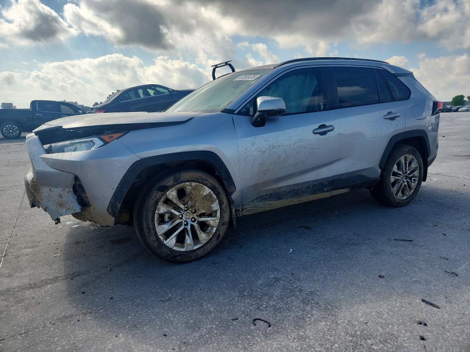 2021 TOYOTA RAV4 — VIN 2T3C1RFV6MC168469