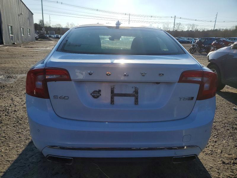 LYV402TK9JB171845