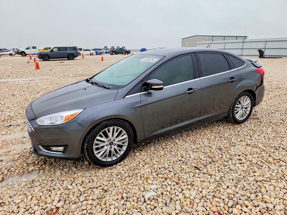 2017 FORD FOCUS — VIN 1FADP3J26HL272342