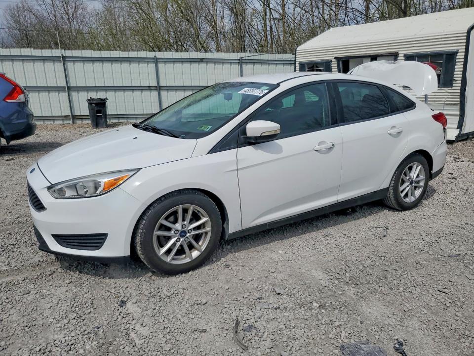 2016 FORD FOCUS — VIN 1FADP3F29GL381403