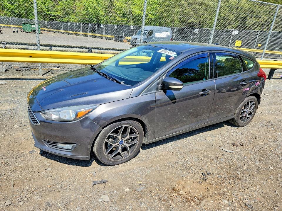 2017 FORD FOCUS — VIN 1FADP3M2XHL252462