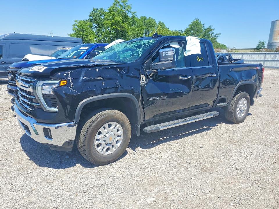 2024 CHEVROLET SILVERADO — VIN 1GC5YPEY1RF437411