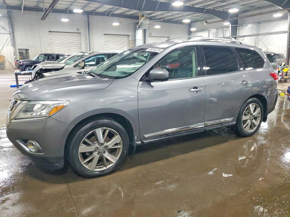 2015 NISSAN PATHFINDER — VIN 5N1AR2MM5FC638475