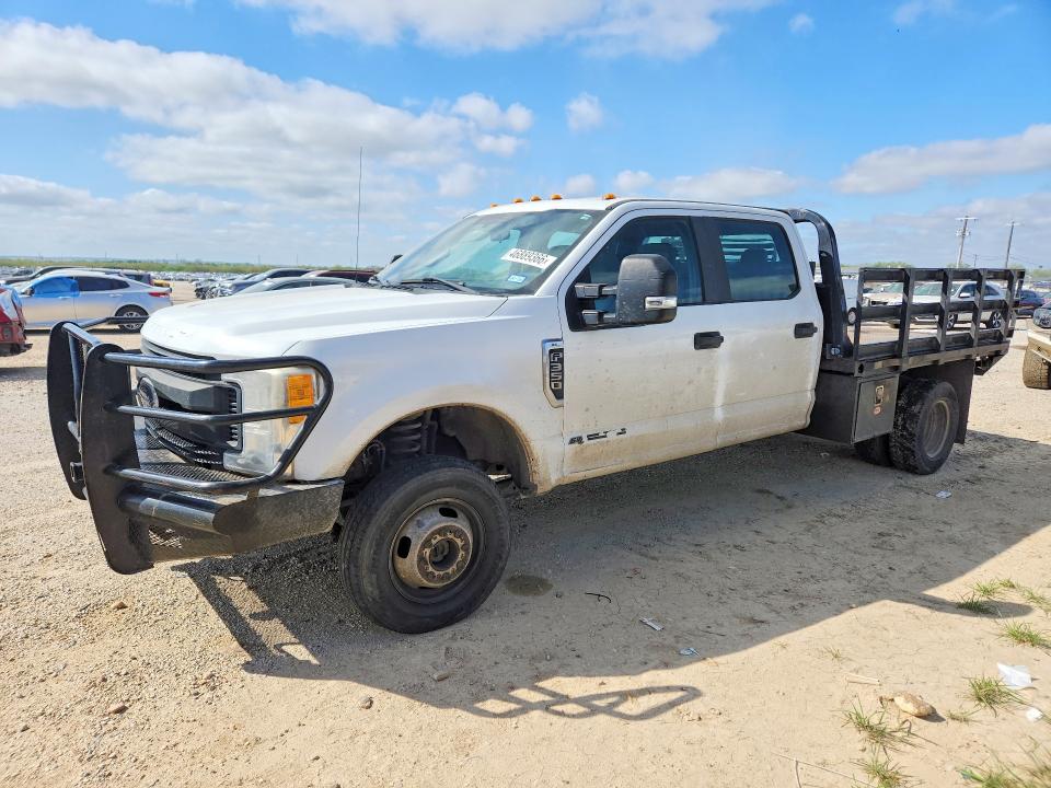 2017 FORD F350 — VIN 1FD8W3HT9HEC57797