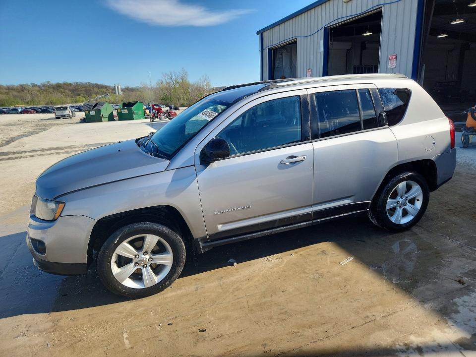 2016 JEEP COMPASS — VIN 1C4NJCBA0GD574014