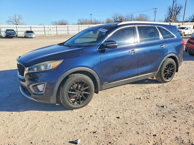 2017 KIA SORENTO EX — VIN 5XYPHDA12HG276725