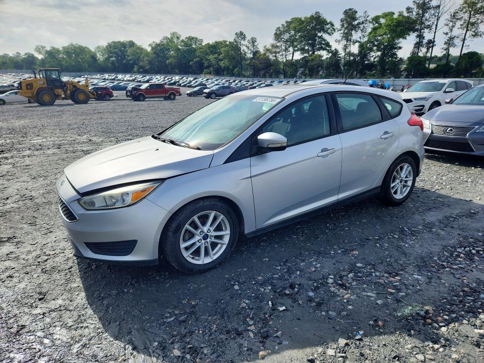 2015 FORD FOCUS — VIN 1FADP3K21FL325752