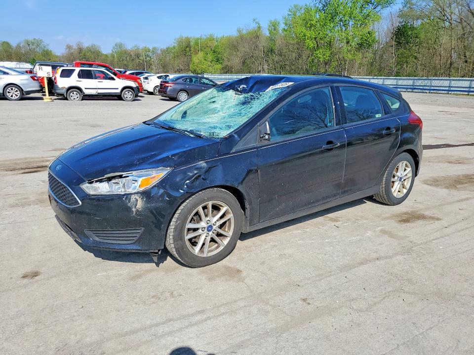 2017 FORD FOCUS — VIN 1FADP3K22HL261904