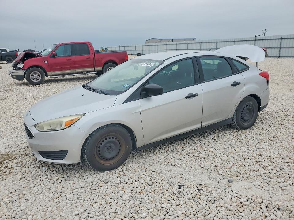2015 FORD FOCUS — VIN 1FADP3E21FL255102