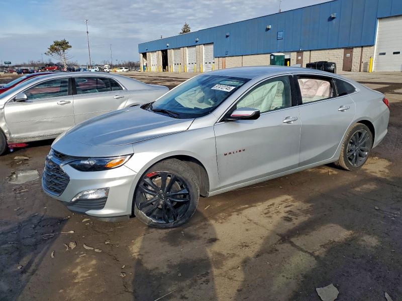 2021 CHEVROLET MALIBU LT — VIN 1G1ZD5ST9MF002700