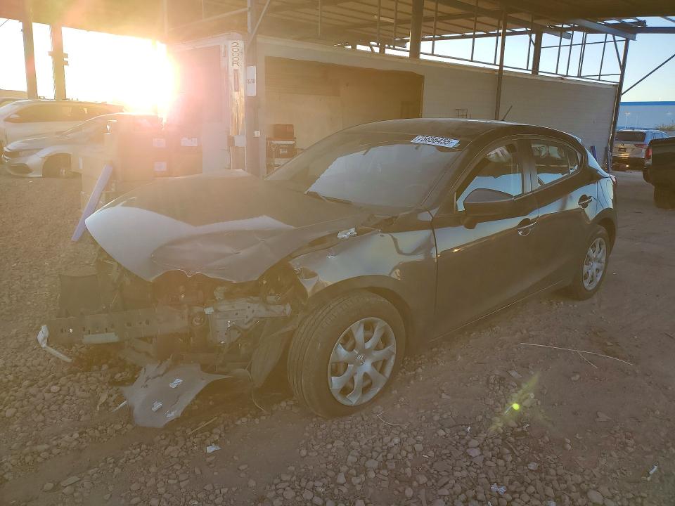 2015 MAZDA 3 — VIN JM1BM1K7XF1272264