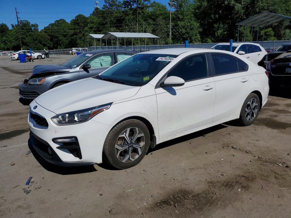 2021 KIA FORTE — VIN 3KPF24AD8ME395023