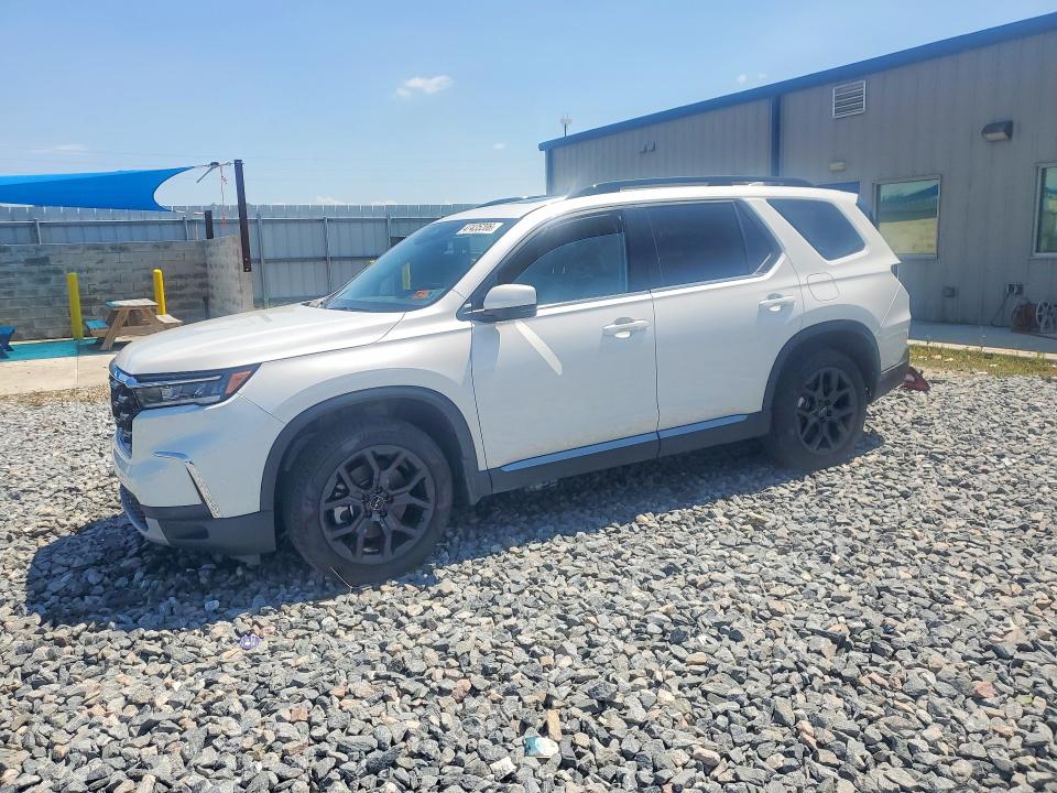 2025 HONDA PILOT — VIN 5FNYG1H70SB176881