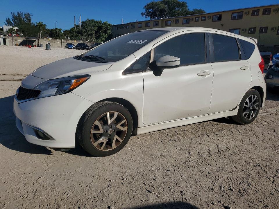 2015 NISSAN VERSA NOTE — VIN 3N1CE2CP2FL357066