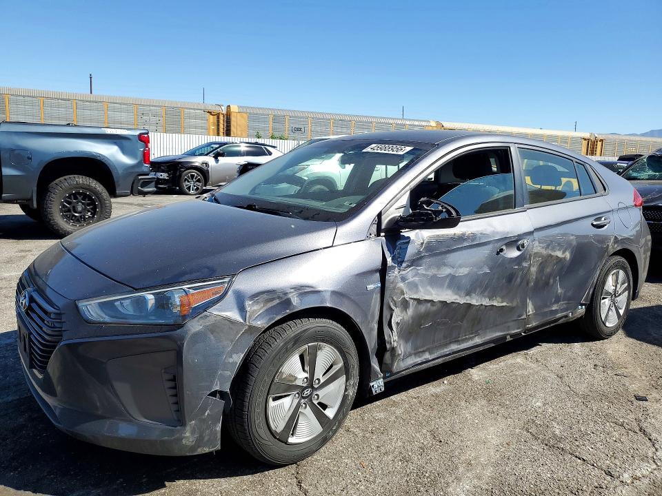 2017 HYUNDAI IONIQ HYBRID — VIN KMHC65LC7HU049646