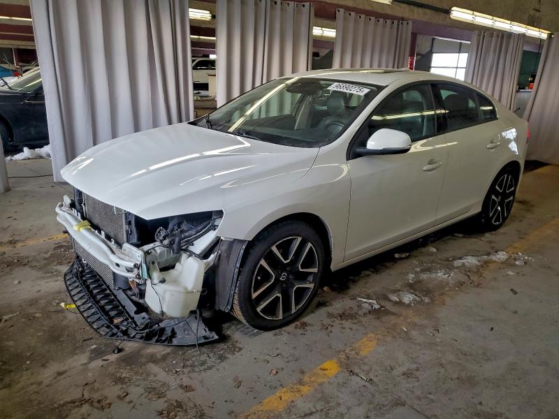2017 VOLVO S60 — VIN YV126MFL3H2421611