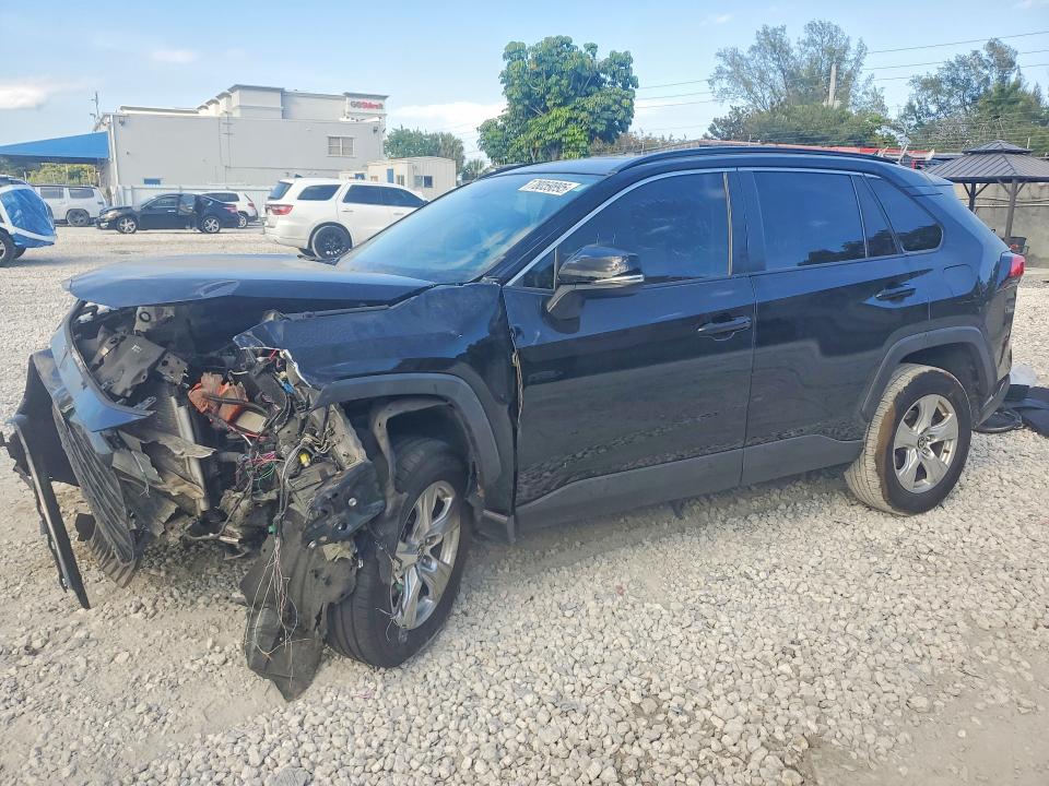 2020 TOYOTA RAV4 — VIN JTMW1RFV8LJ019117