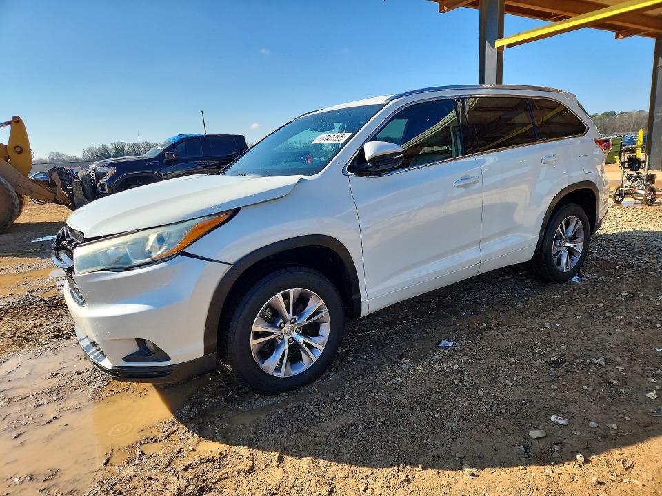 2015 TOYOTA HIGHLANDER — VIN 5TDKKRFH5FS060074