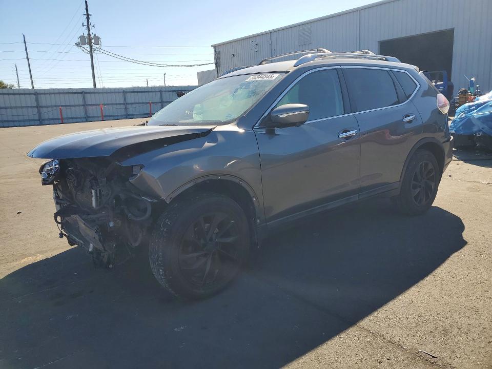 2015 NISSAN ROGUE — VIN 5N1AT2MT8FC818705