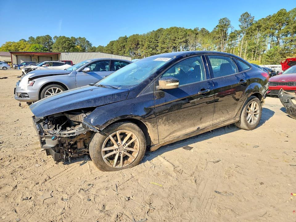 2018 FORD FOCUS — VIN 1FADP3FE4JL298558