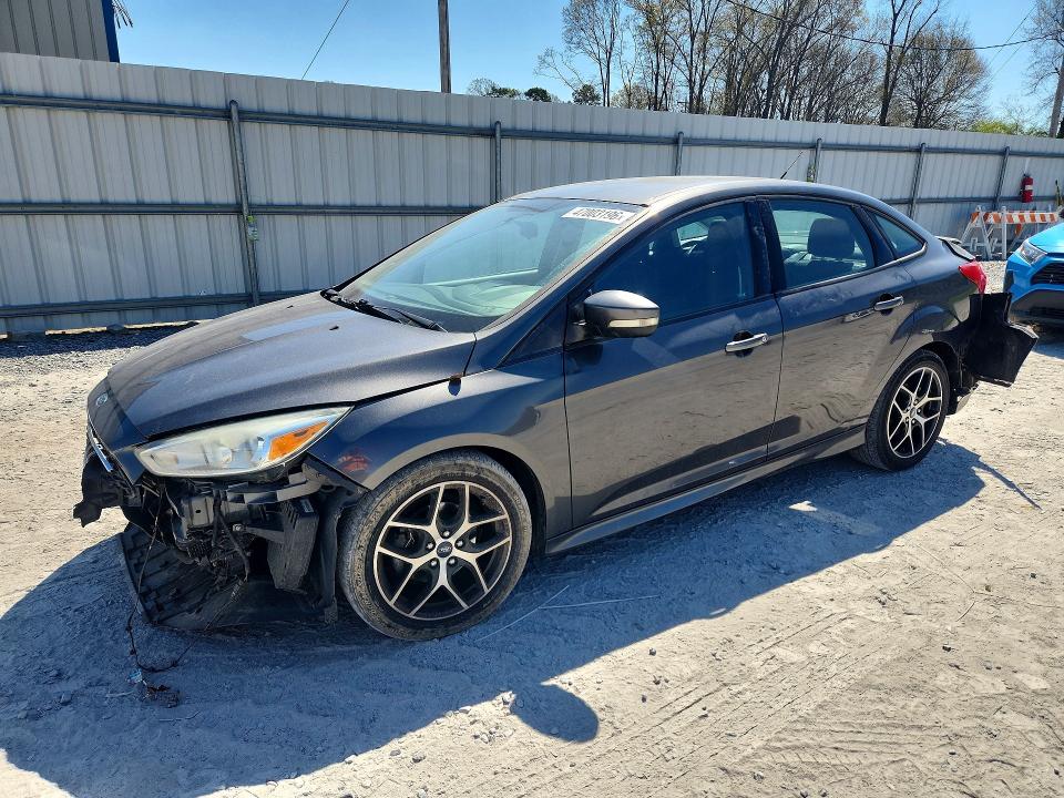 2016 FORD FOCUS — VIN 1FADP3F27GL300544