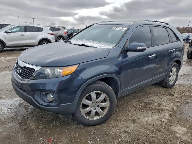 2013 KIA SORENTO LX — VIN 5XYKT4A27DG311982