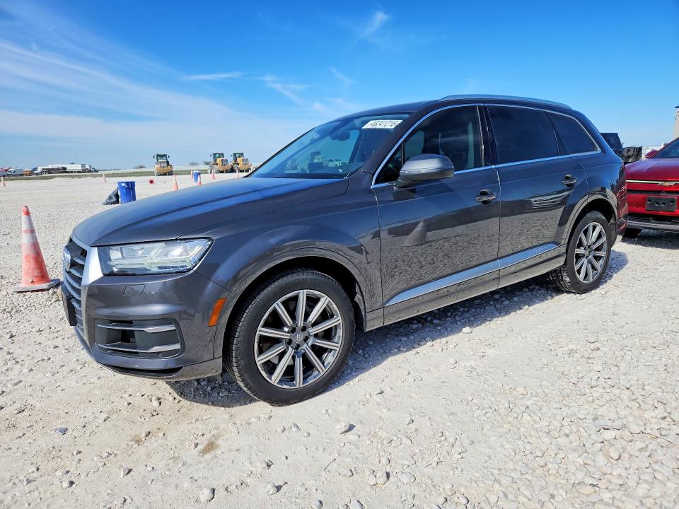 2018 AUDI Q7 — VIN WA1LAAF7XJD052616