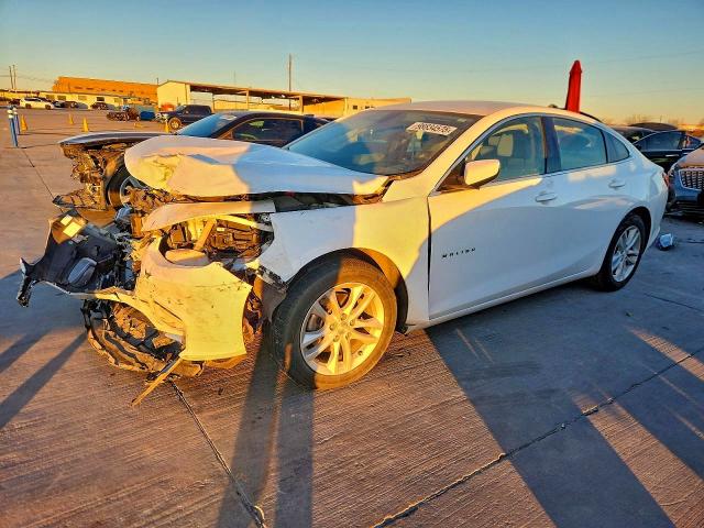 2018 CHEVROLET MALIBU LT — VIN 1G1ZD5ST0JF185206