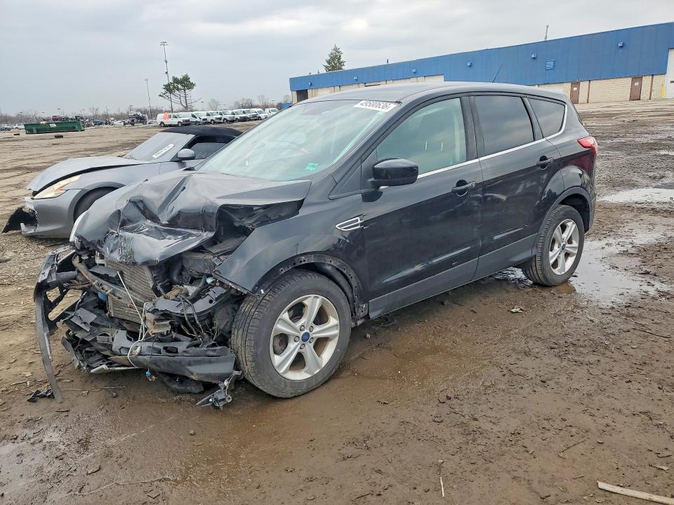 2016 FORD ESCAPE — VIN 1FMCU0G70GUB56882