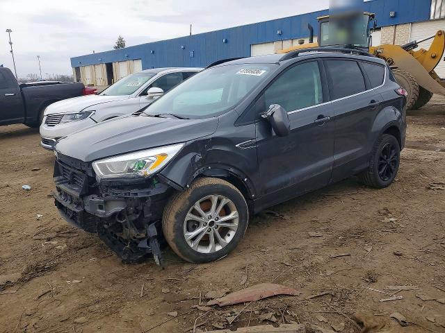 2017 FORD ESCAPE — VIN 1FMCU9GDXHUE05104