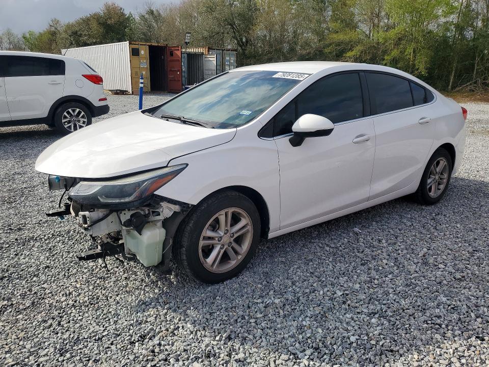 2017 CHEVROLET CRUZE — VIN 1G1BE5SMXH7261185