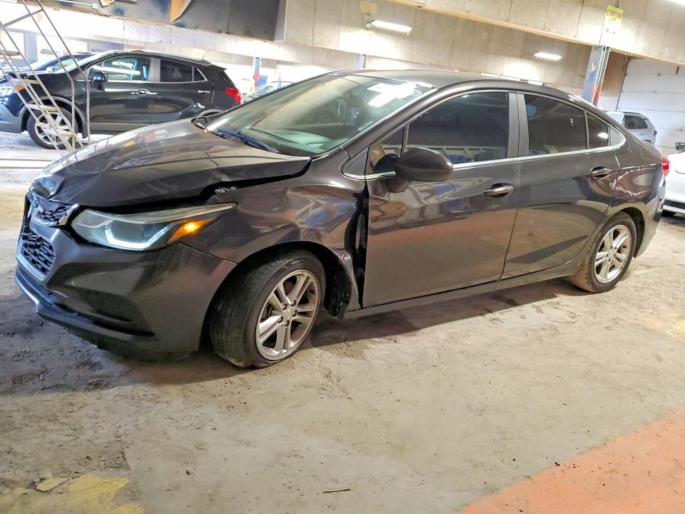 2017 CHEVROLET CRUZE — VIN 1G1BE5SM8H7229108