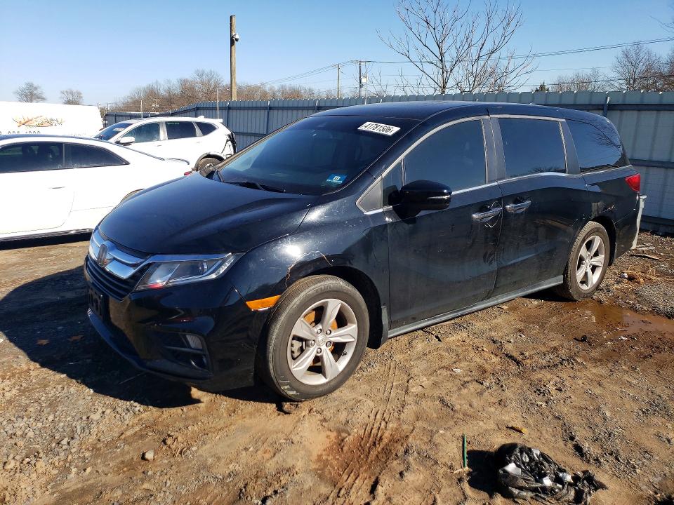 2018 HONDA ODYSSEY — VIN 5FNRL6H79JB034055