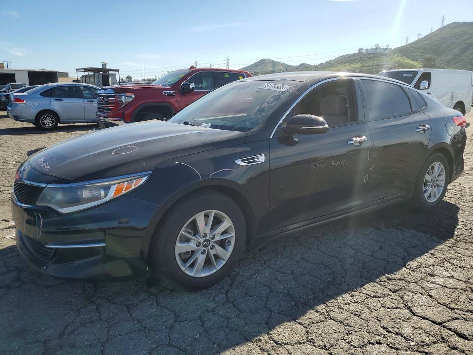 2018 KIA OPTIMA — VIN 5XXGT4L39JG229991