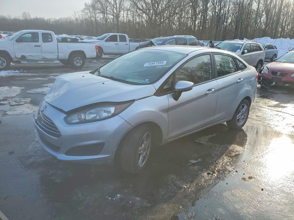 2018 FORD FIESTA — VIN 3FADP4BJ3JM132832