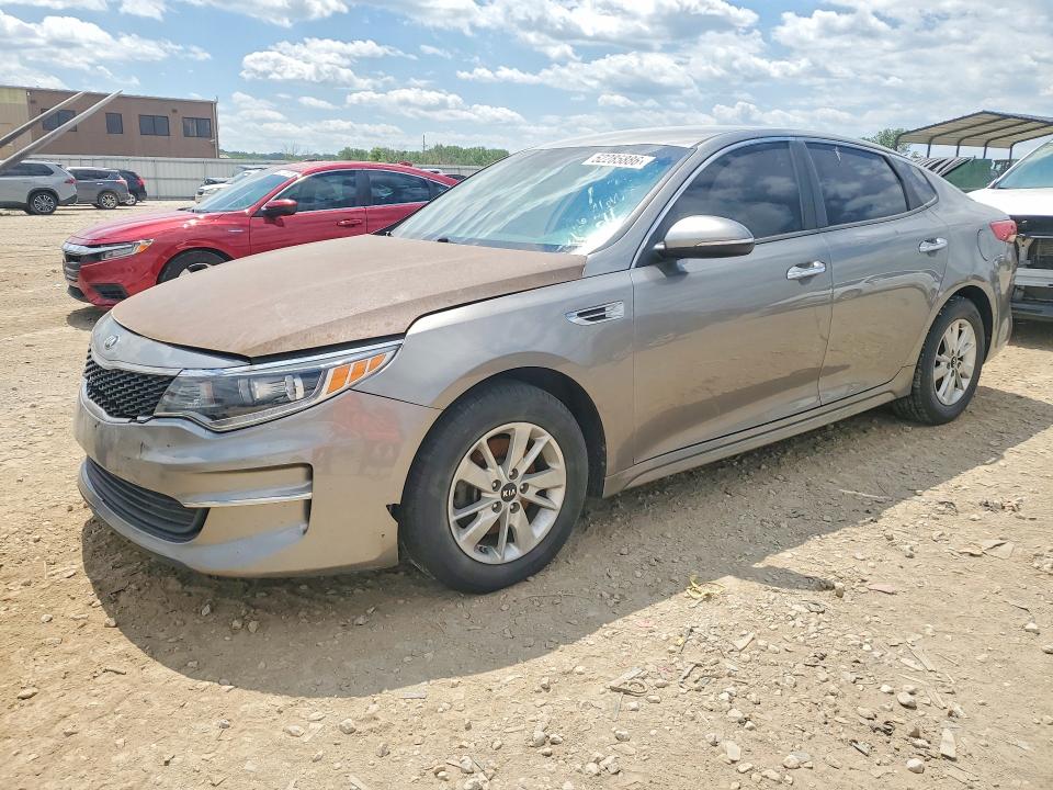 2018 KIA OPTIMA — VIN 5XXGT4L3XJG185760
