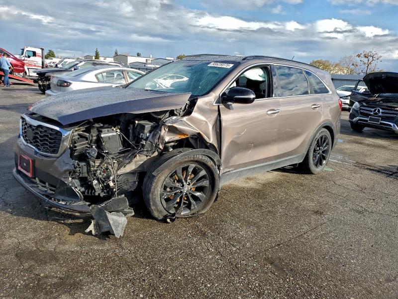 2019 KIA SORENTO LX — VIN 5XYPG4A56KG606492