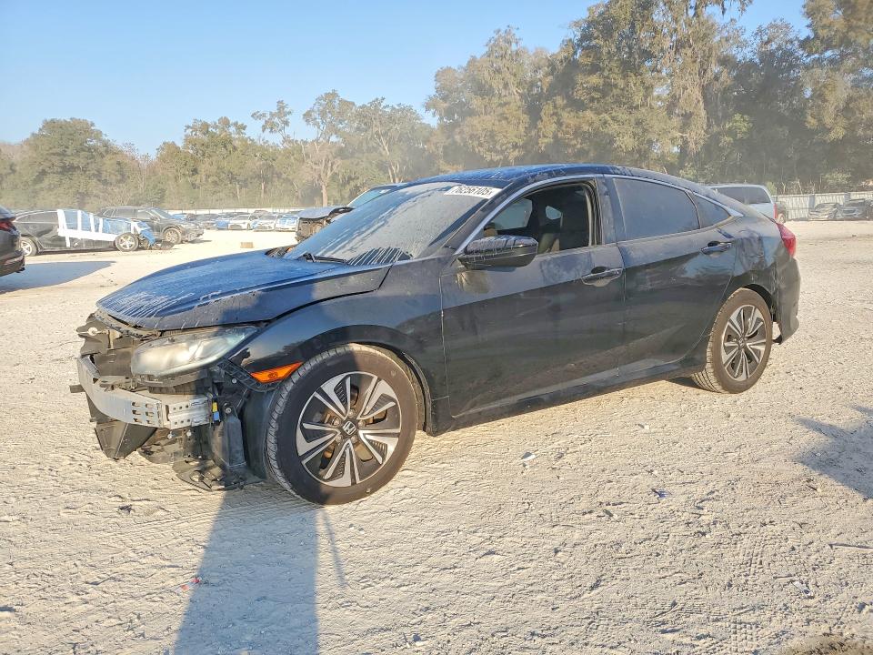 2017 HONDA CIVIC — VIN 19XFC2F51HE007204