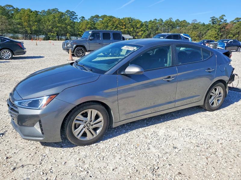 2019 HYUNDAI ELANTRA — VIN 5NPD84LF7KH406705