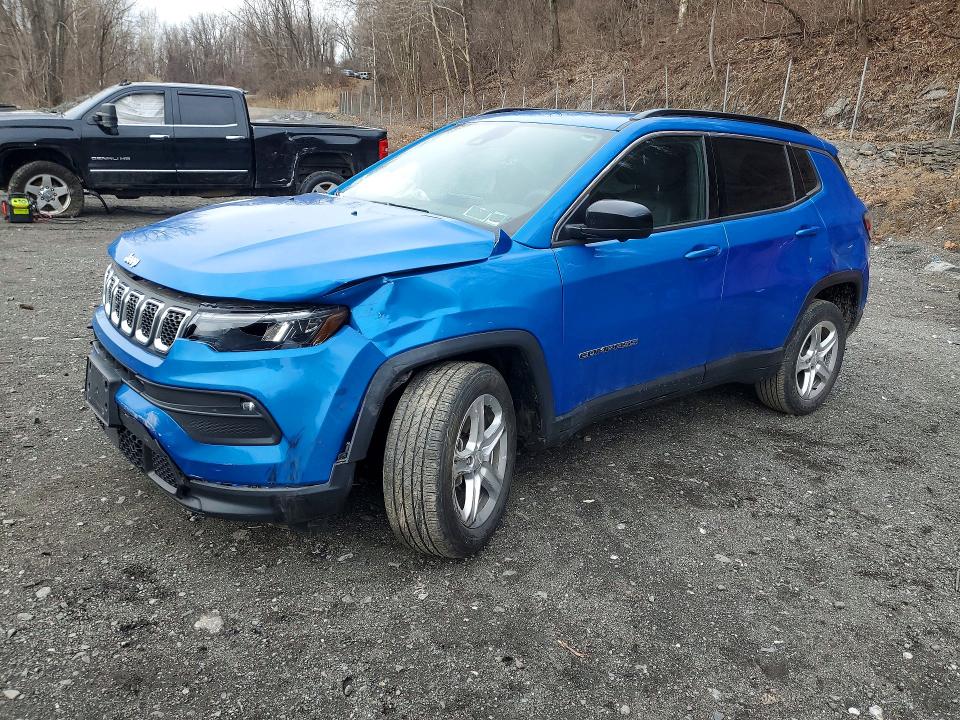 2023 JEEP COMPASS — VIN 3C4NJDBN3PT518085