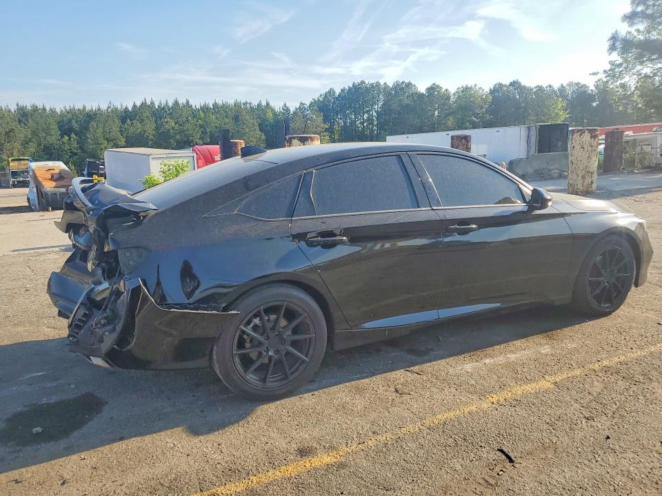 1HGCV1F30JA130380