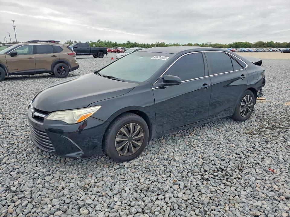 2015 TOYOTA CAMRY — VIN 4T1BF1FK0FU494637