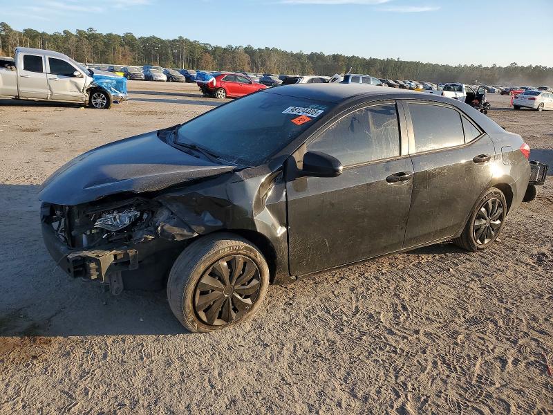 2018 TOYOTA COROLLA L — VIN 5YFBURHE7JP835408